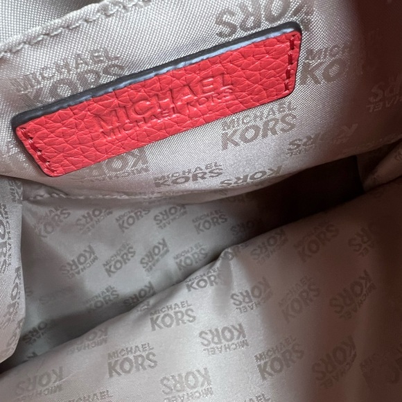 Michael Kors Mercer Chain Watermelon Leather Tote ๐ - Picture 6 of 17